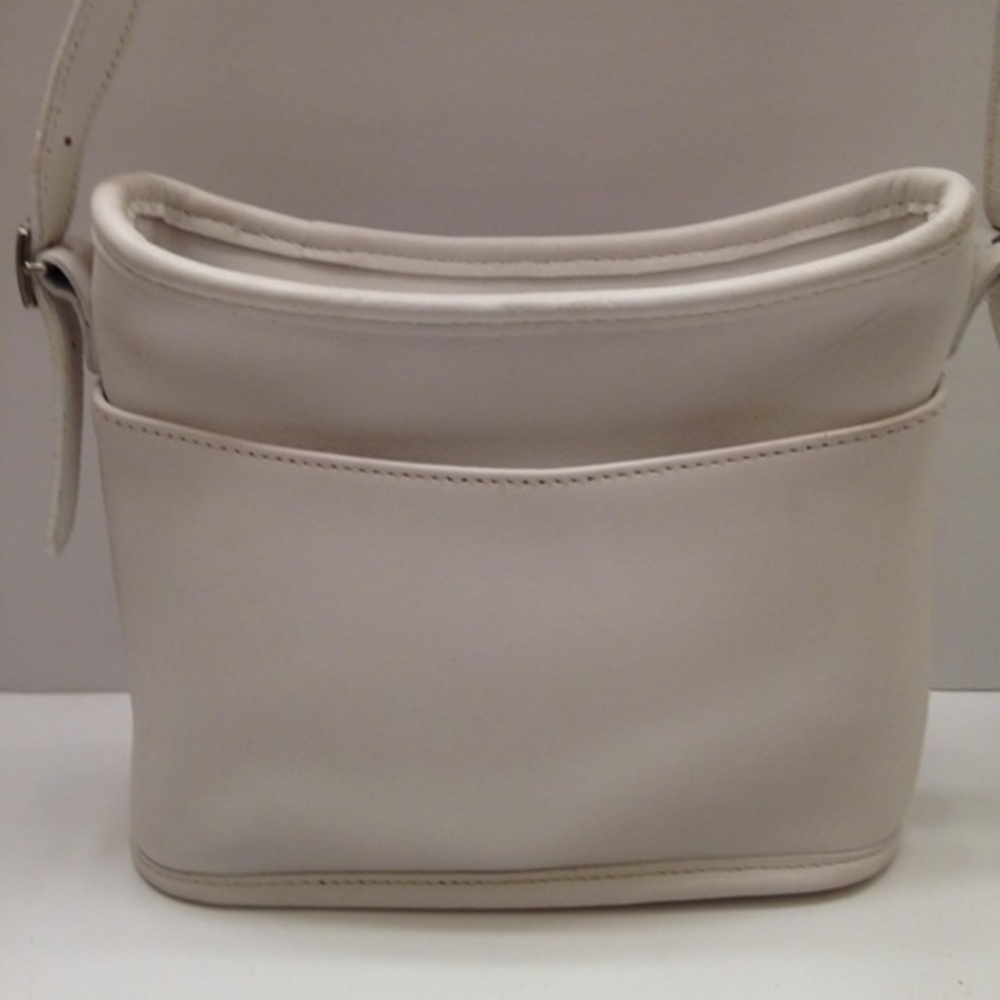 COACH vintage white glovetan leather crossbody mambo bag 9062